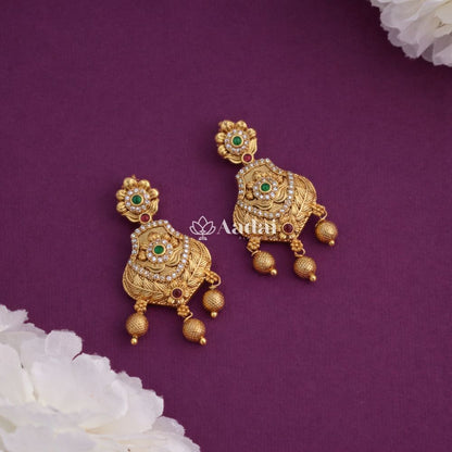 Intricately Designed Necklace