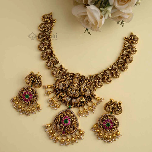 GRACIOUS ANTIQUE JADAU LAKSHMI NECKLACE