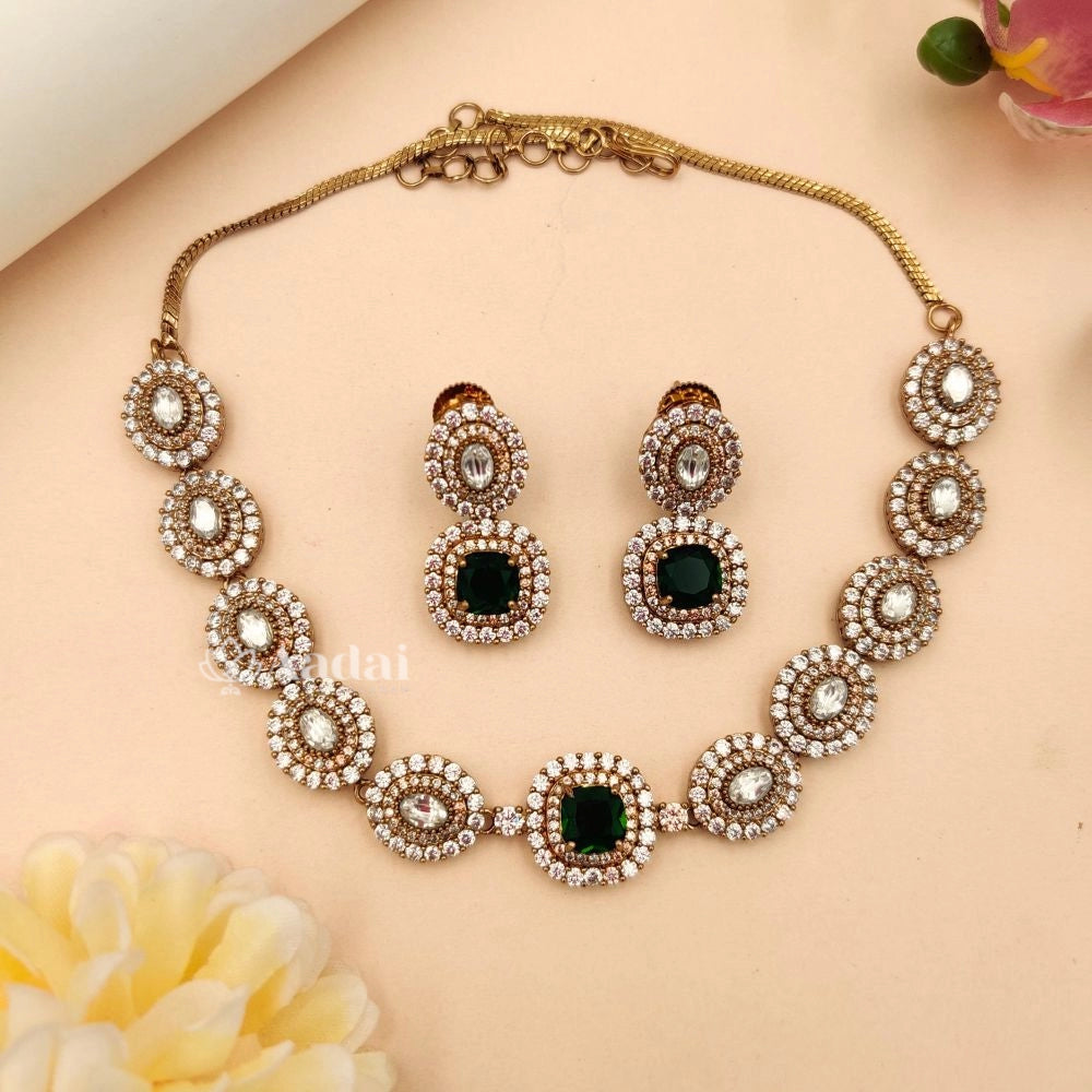 Sparkling AD Necklace - Green