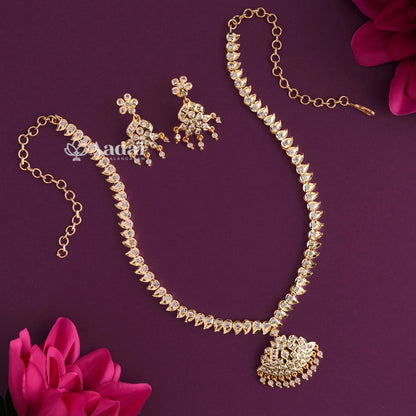 Sparkling Vintage Attigai Mid Necklace