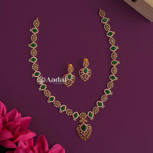 Stunning Kemp AD Necklace Set - Green