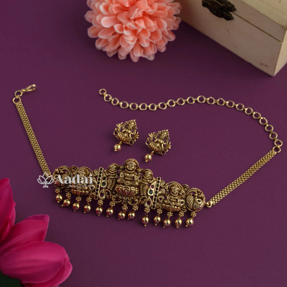 Cynosure Lakshmi Choker