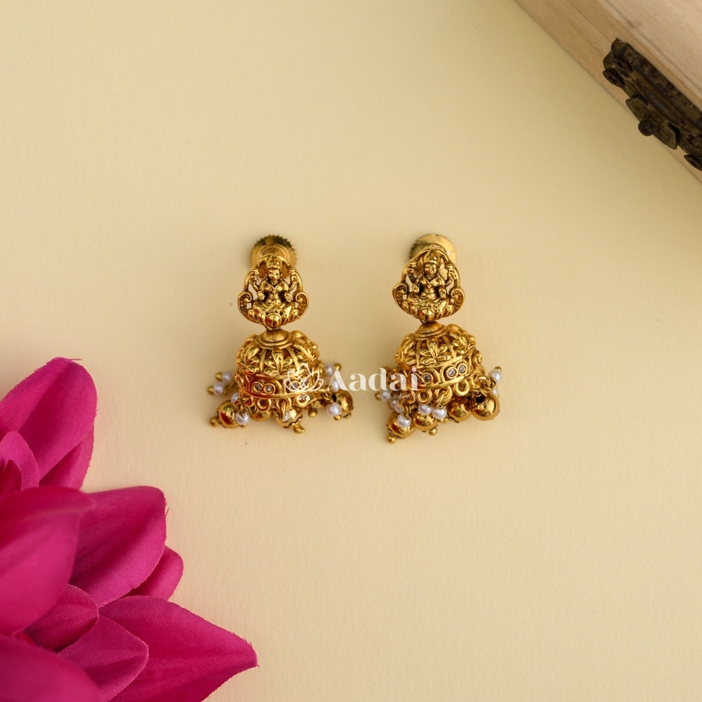 Magnanimous Lakshmi Necklace 