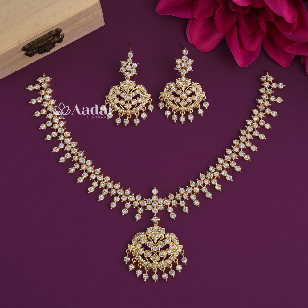 Virescent Sparkling Diamond Replica Necklace