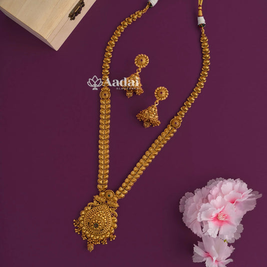 Intricately Desgined Floral Antique Haram