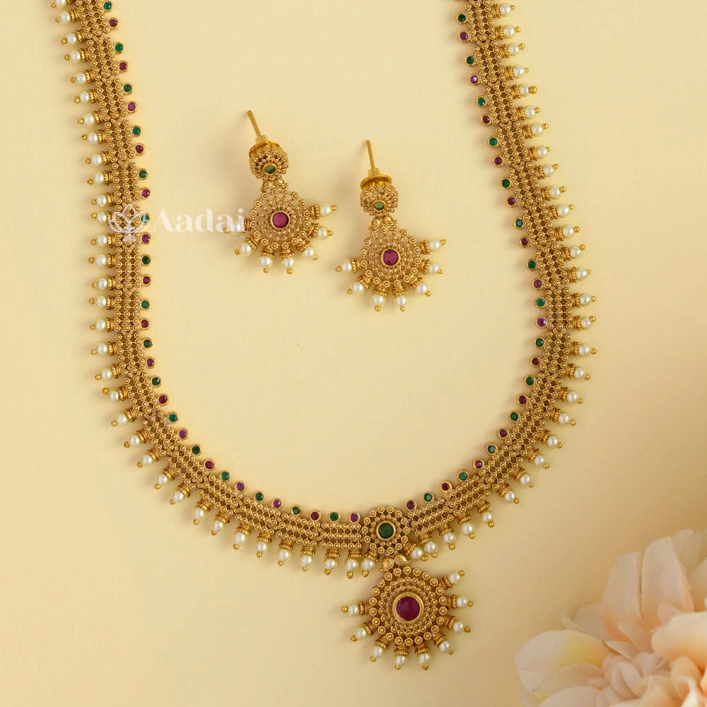 Adorned Simple Elegant Haram