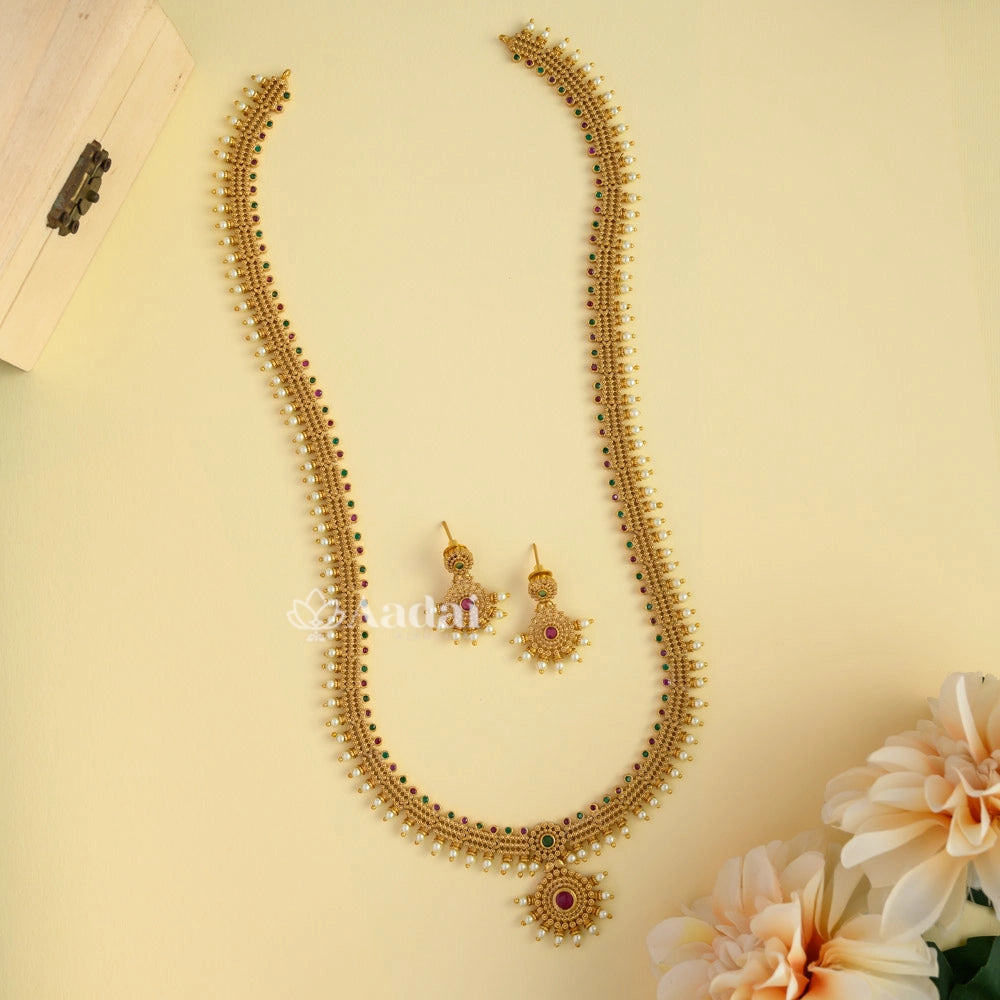 Adorned Simple Elegant Haram