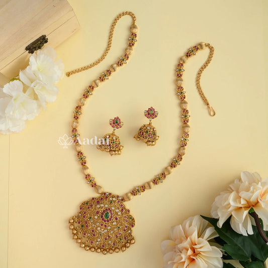 Cycloidal Floral Pendant With Half Beaded Mala