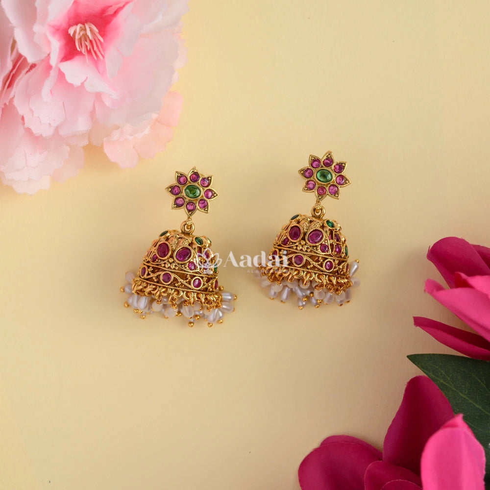 Sleek Semi Beaded With Kemp Pendant Mala