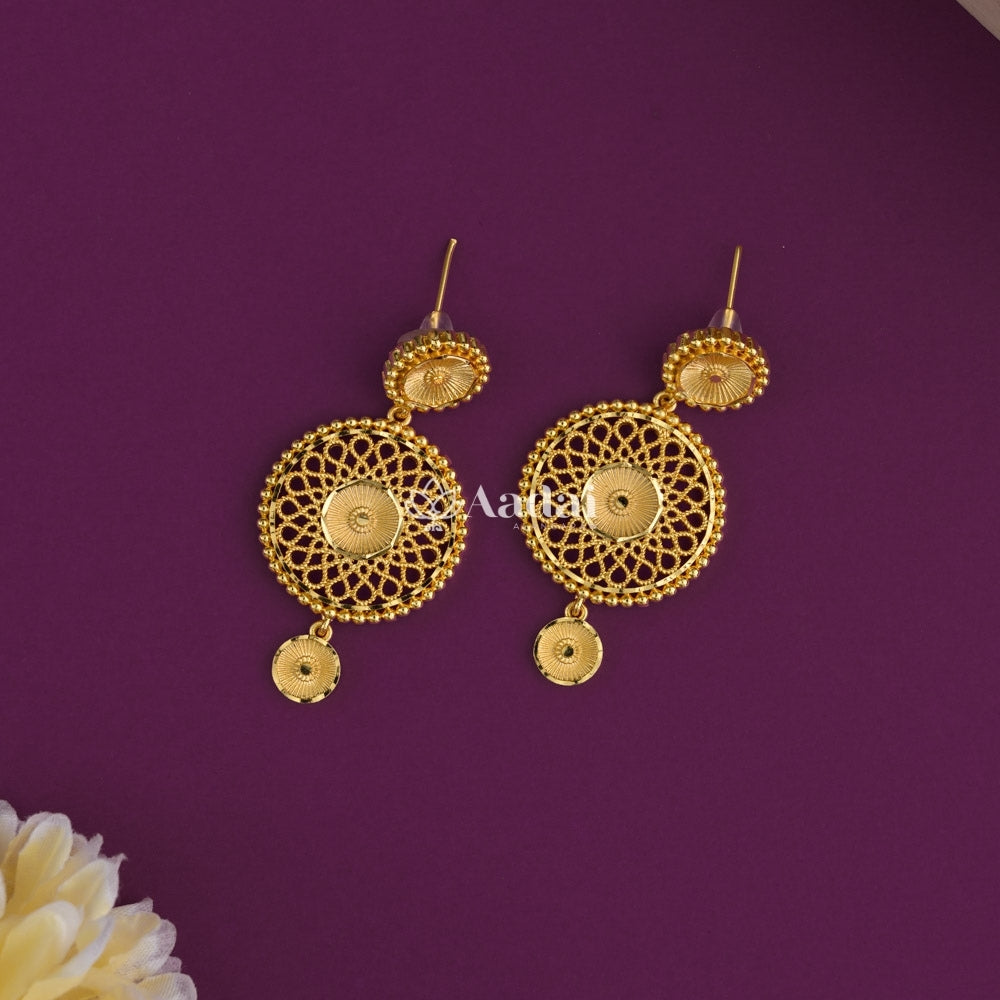 Opulent Gold Plated Forming Haram