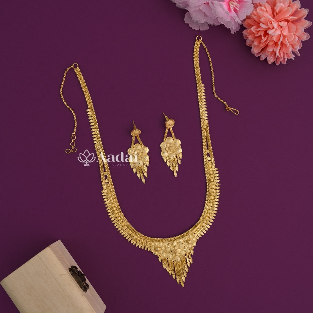 Meticulous Gold Plated Forming Haram