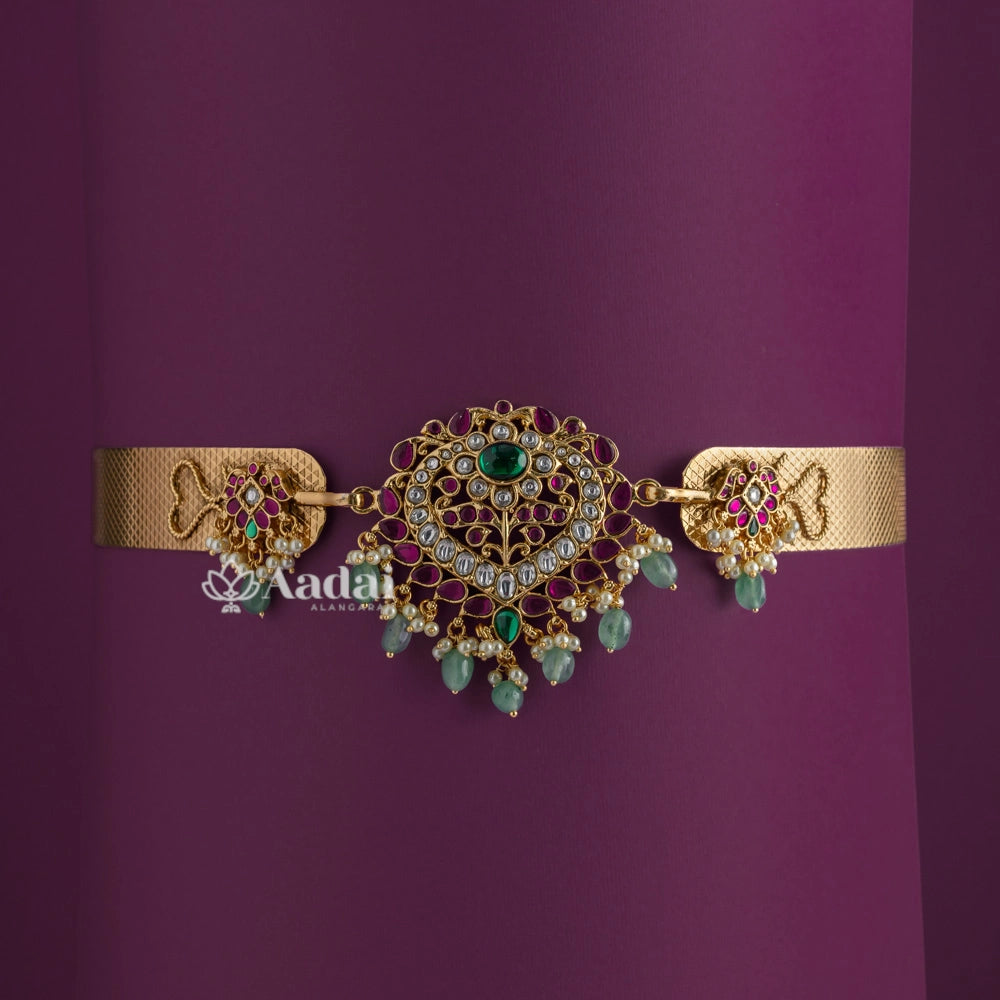 Stunning Kemp Pendant Style Hip Belt