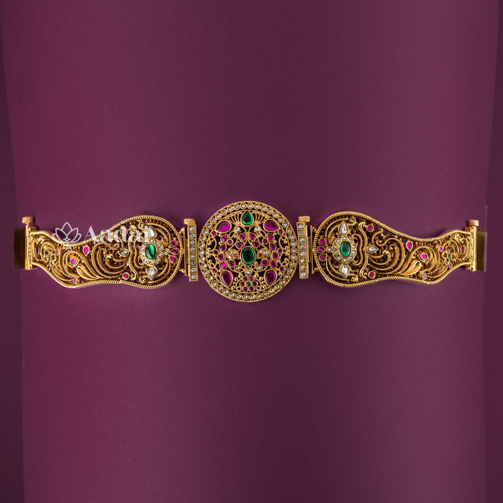 Prodigious Floral Antique Hip Belt / Oddiyanam