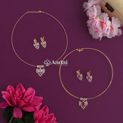 Eccentric Bow Pendant With Italian Style String