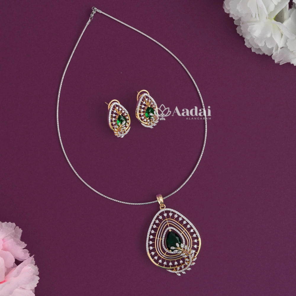 Floraited Pendant With Italian Style String