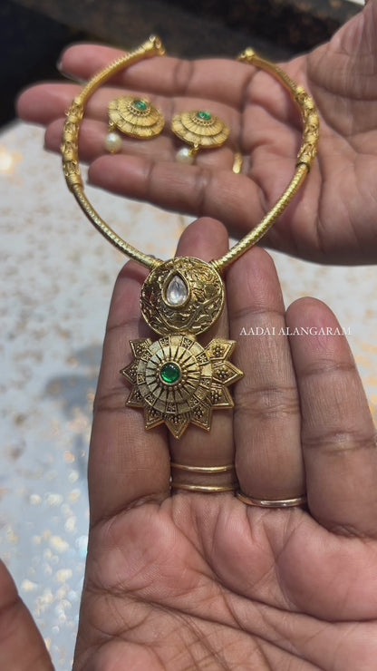 Stunning Star Kanthi Necklace - Green