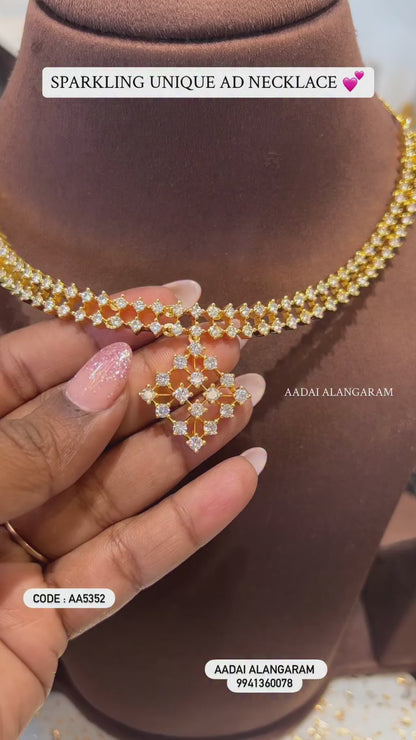 Sparkling Unique AD Necklace